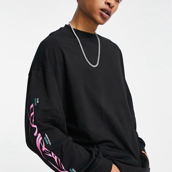 ASOS oversized long sleeve t-shirt in black with & matrix sleeve print size L - Picture 8 of 10